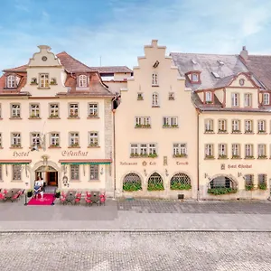 Eisenhut Otel